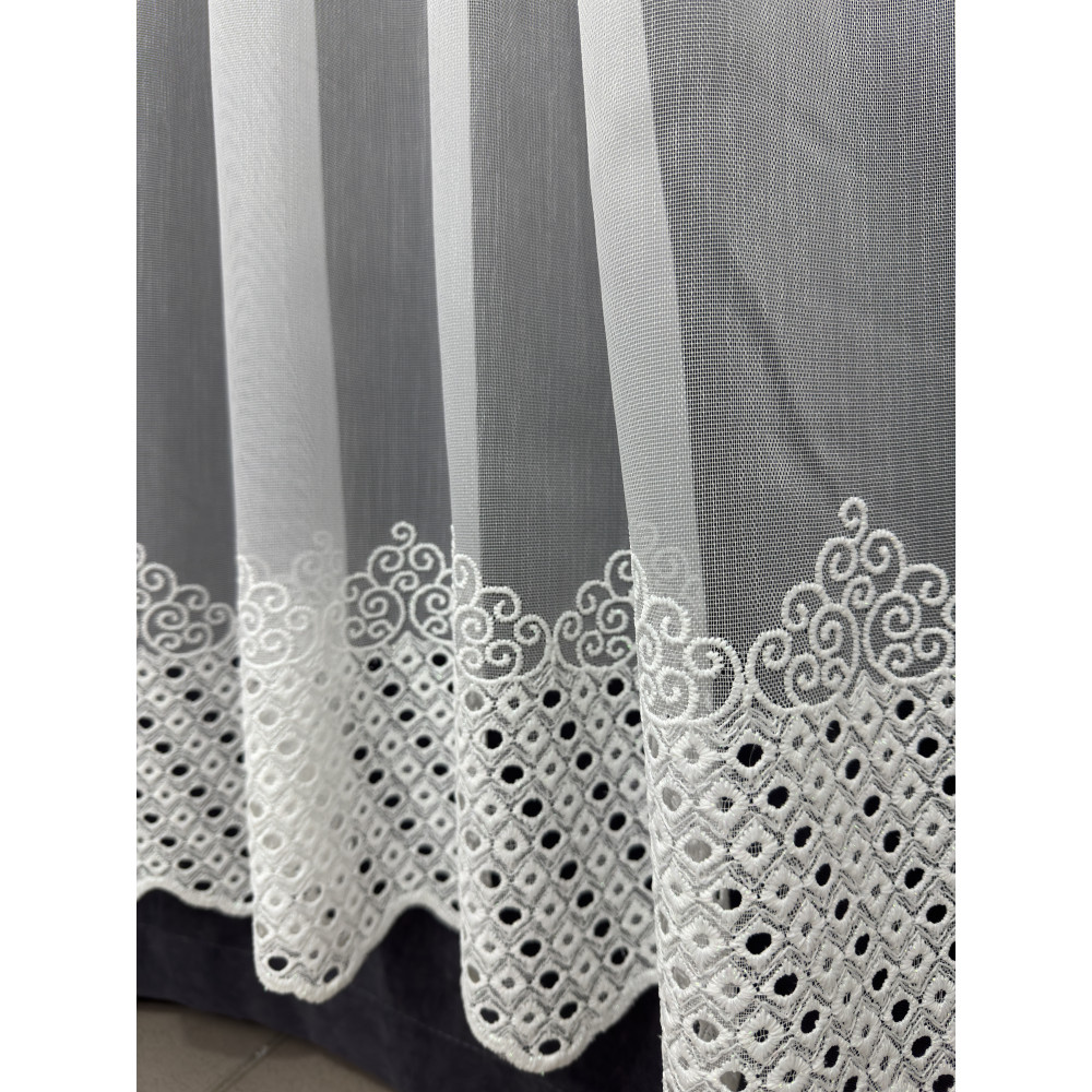 Бамбукова тюль з шикарною вишивкою №2603 у вітальню, спальню