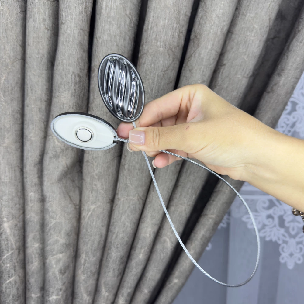 Магніт-підхват для тюля, штор Шишка графіт