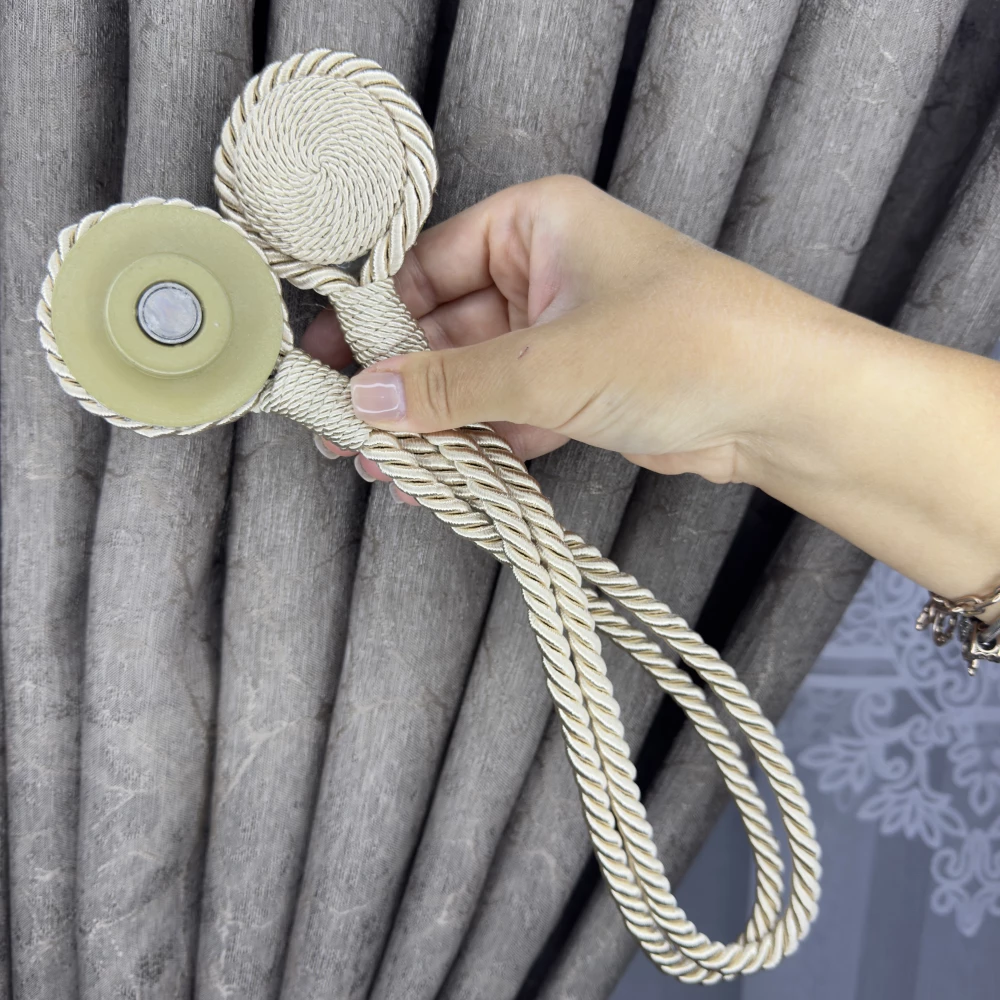 Магніт-підхват для штор, кант круглий золото