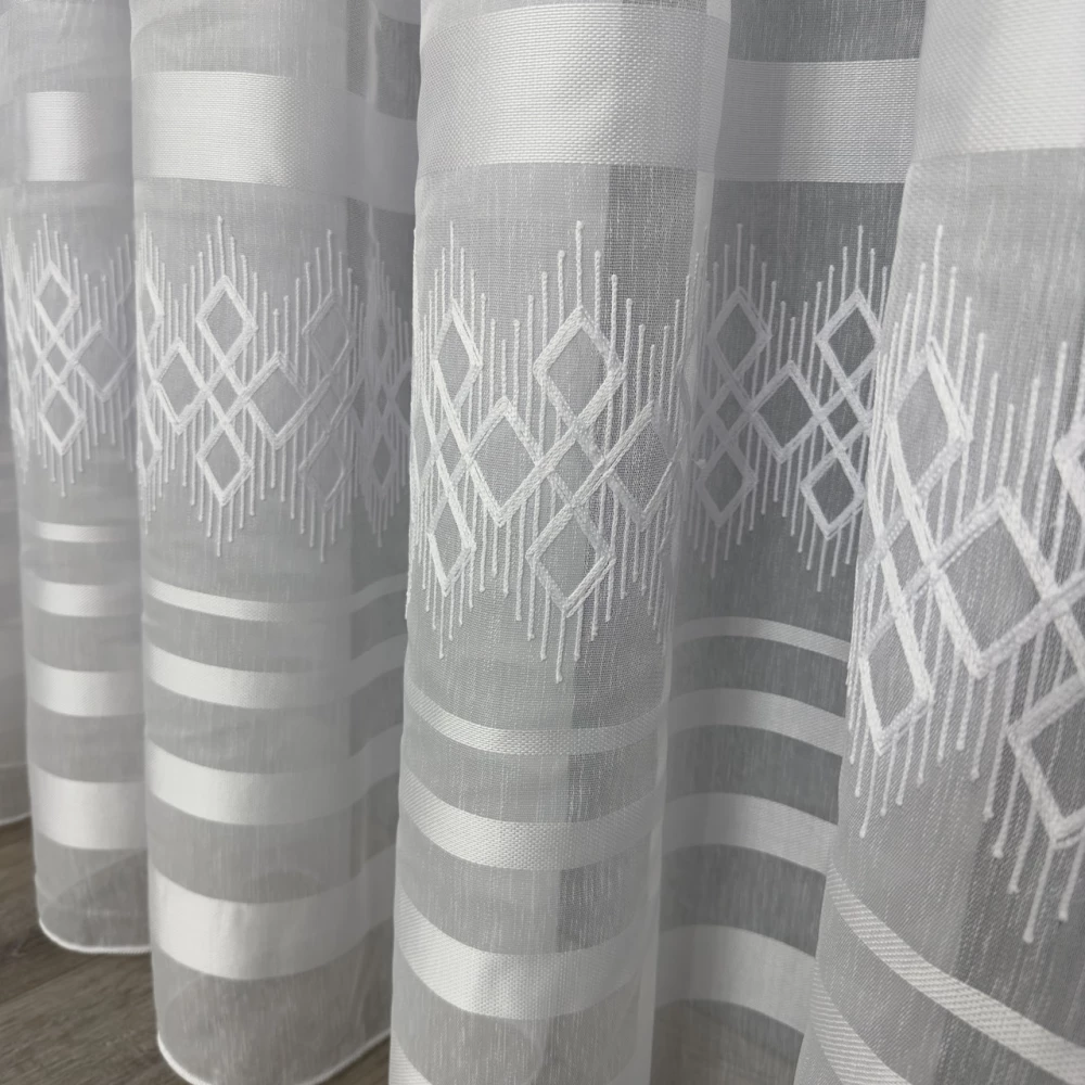 Тюль бамбук з кордовою вишивкоюTBN109 на відріз білий