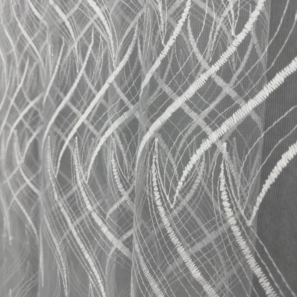 Качественный фатиновый тюль с вышивкой №8122 на отрез