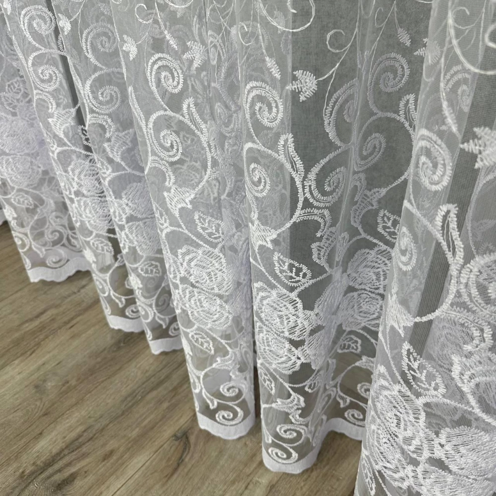 Шикарна фатинова тюль з густою вишивкою №12541