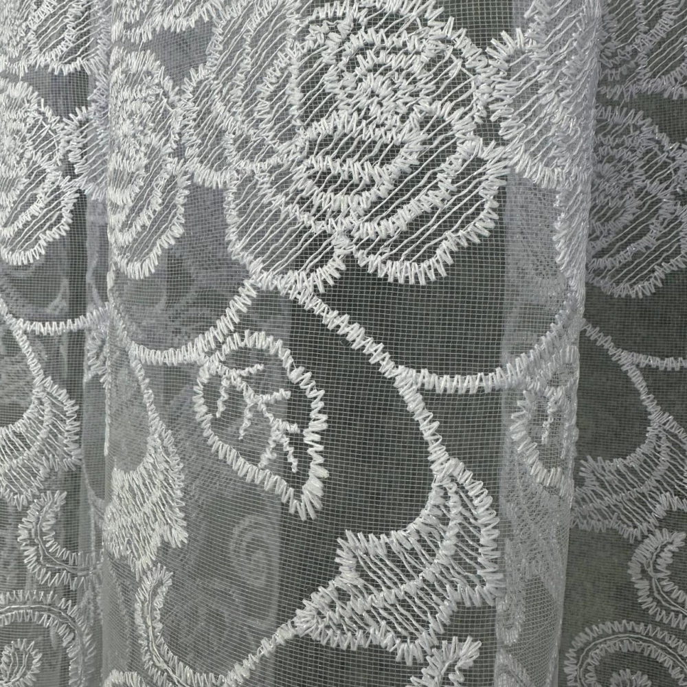 Шикарна фатинова тюль з густою вишивкою №12541