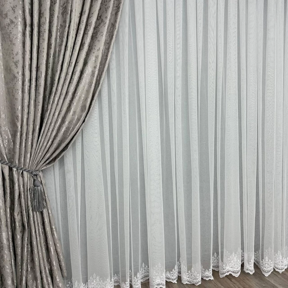 Грек-сітка з вишивкою і каміммям по низу №2373T біла 