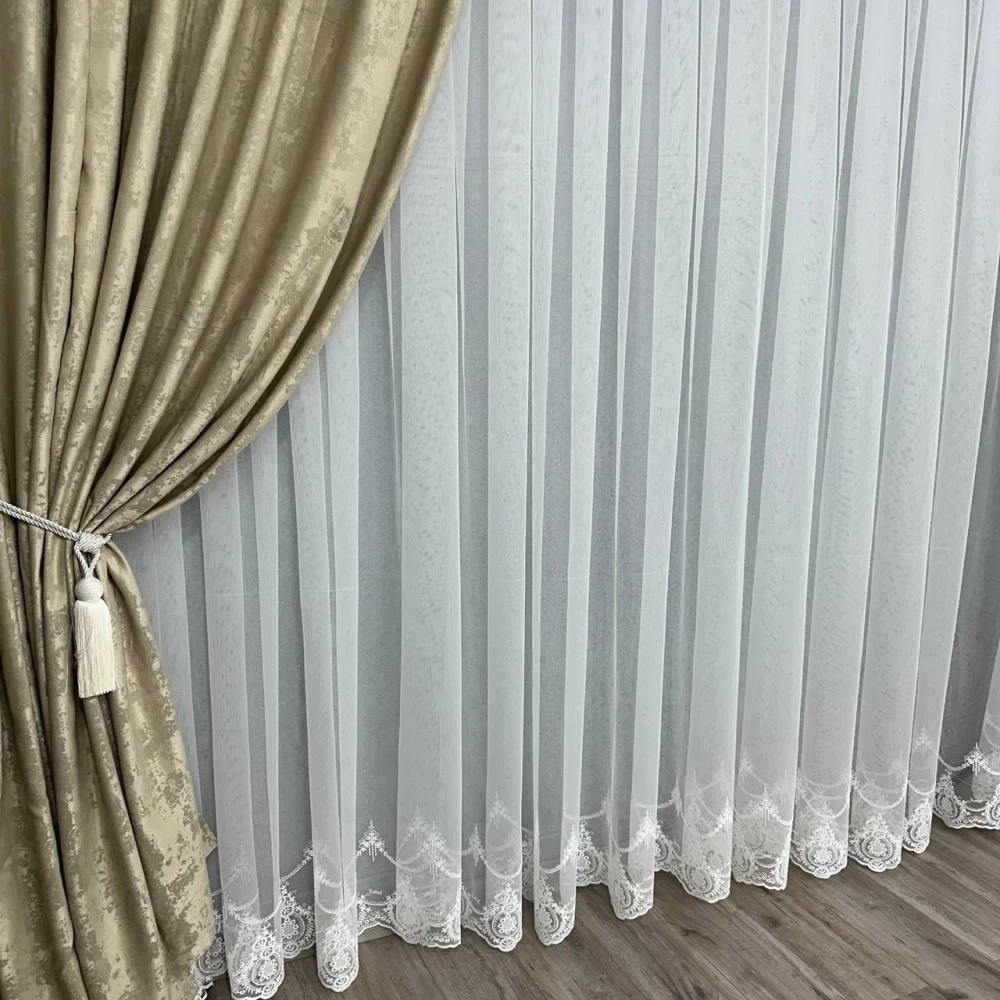 Тюль грек-сетка с нежной вышивкой по низу №241673 молочный