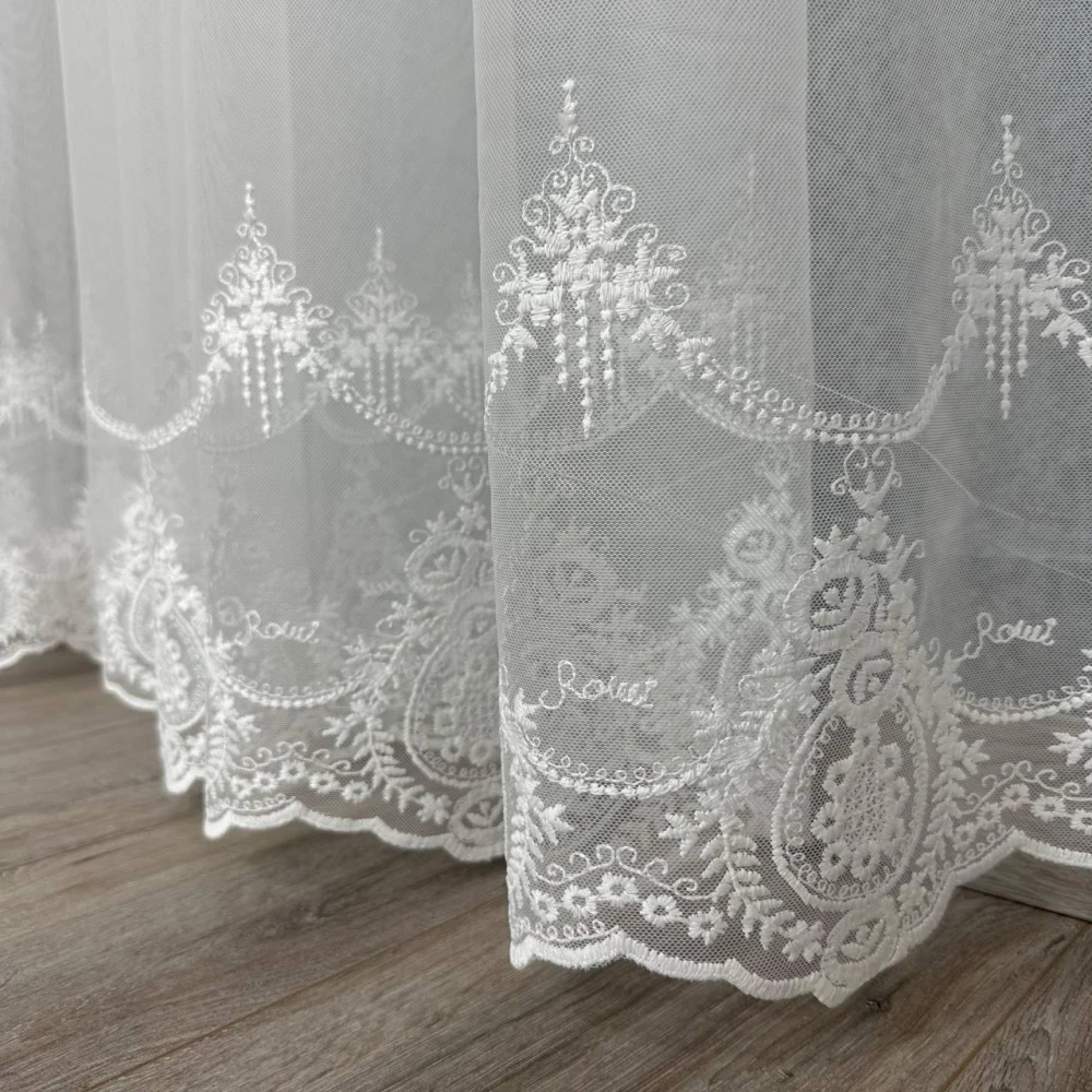 Тюль грек-сетка с нежной вышивкой по низу №241673 молочный