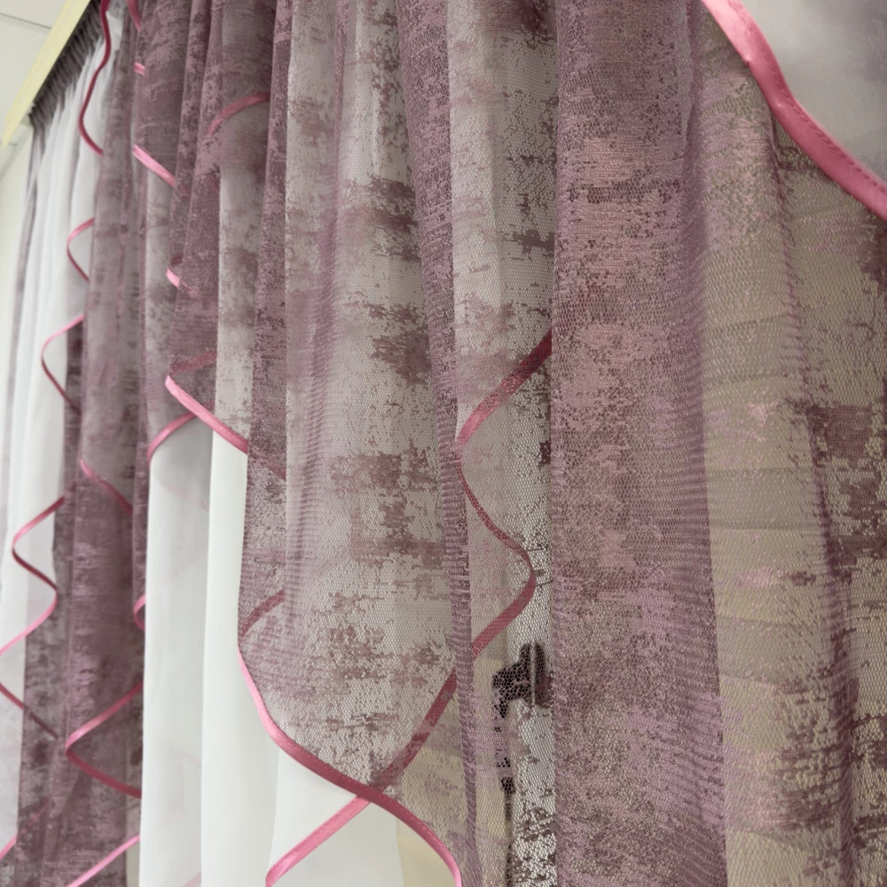 Фіранка жаккардова на кухню №463 малинова