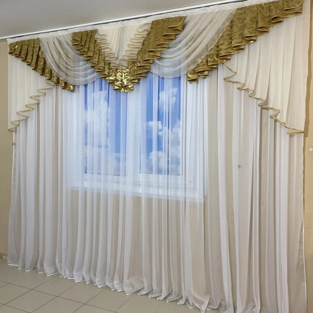 Шикарний ламбрекен в зал, спальню, вітальню №447 золото