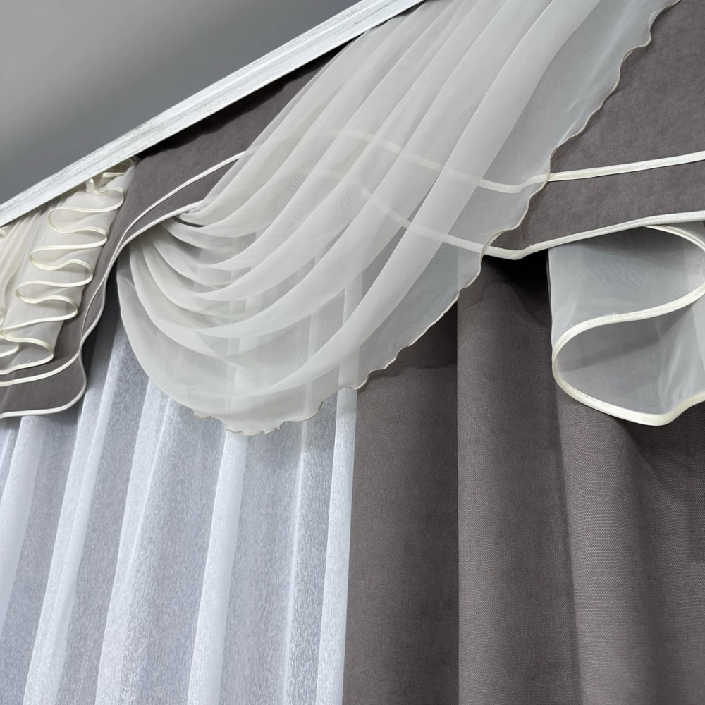 Комплект штор с ламбрекеном № 453 мокко