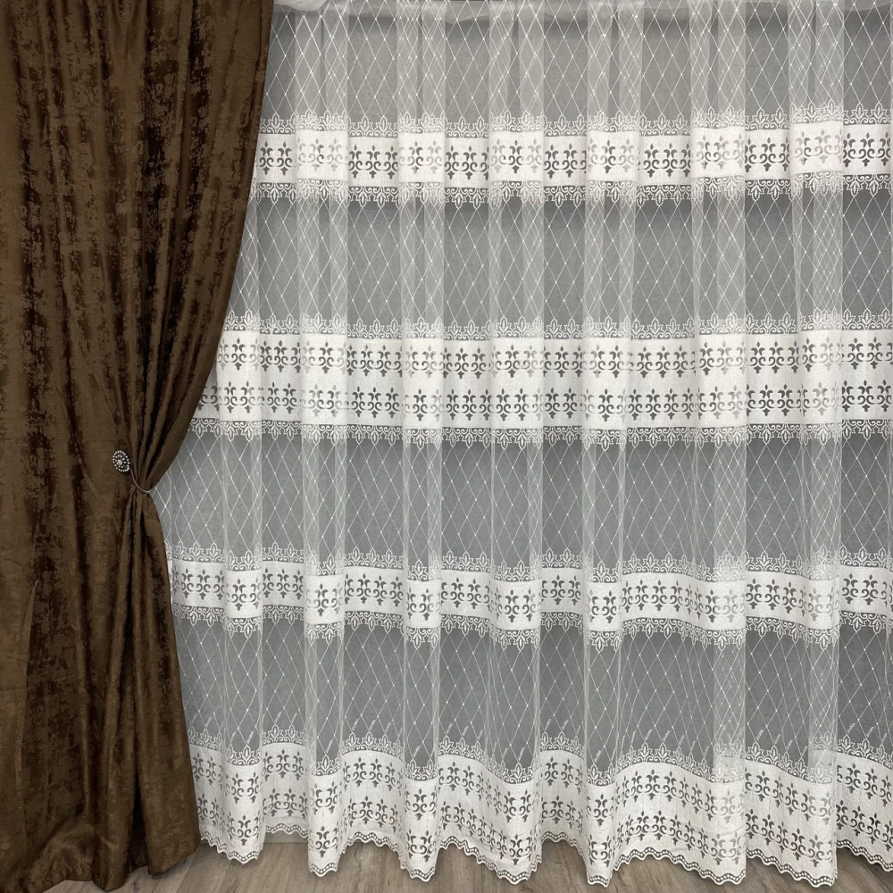 Шикарний фатиновий тюль із густою вишивкою №80379 для вітальні, спальні, дитячої