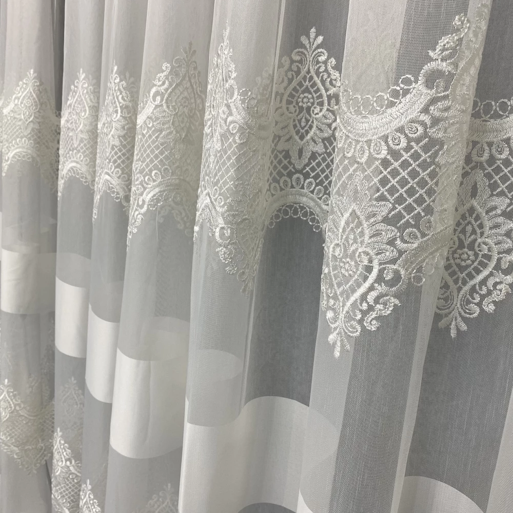 Тюльський бамбук Fantazi з вишивкою і сатиновими вставками No4199 на відріз Молковий