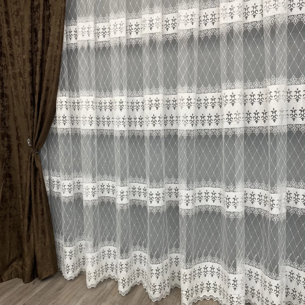 Шикарний фатиновий тюль із густою вишивкою №80379 для вітальні, спальні, дитячої
