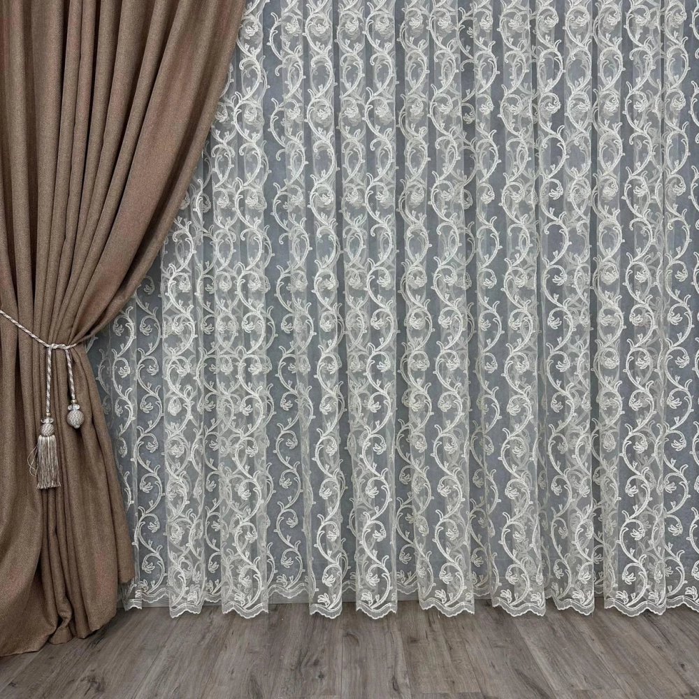 Шикарный фатиновый тюль для зала спальни №116073 на отрез Золотистый