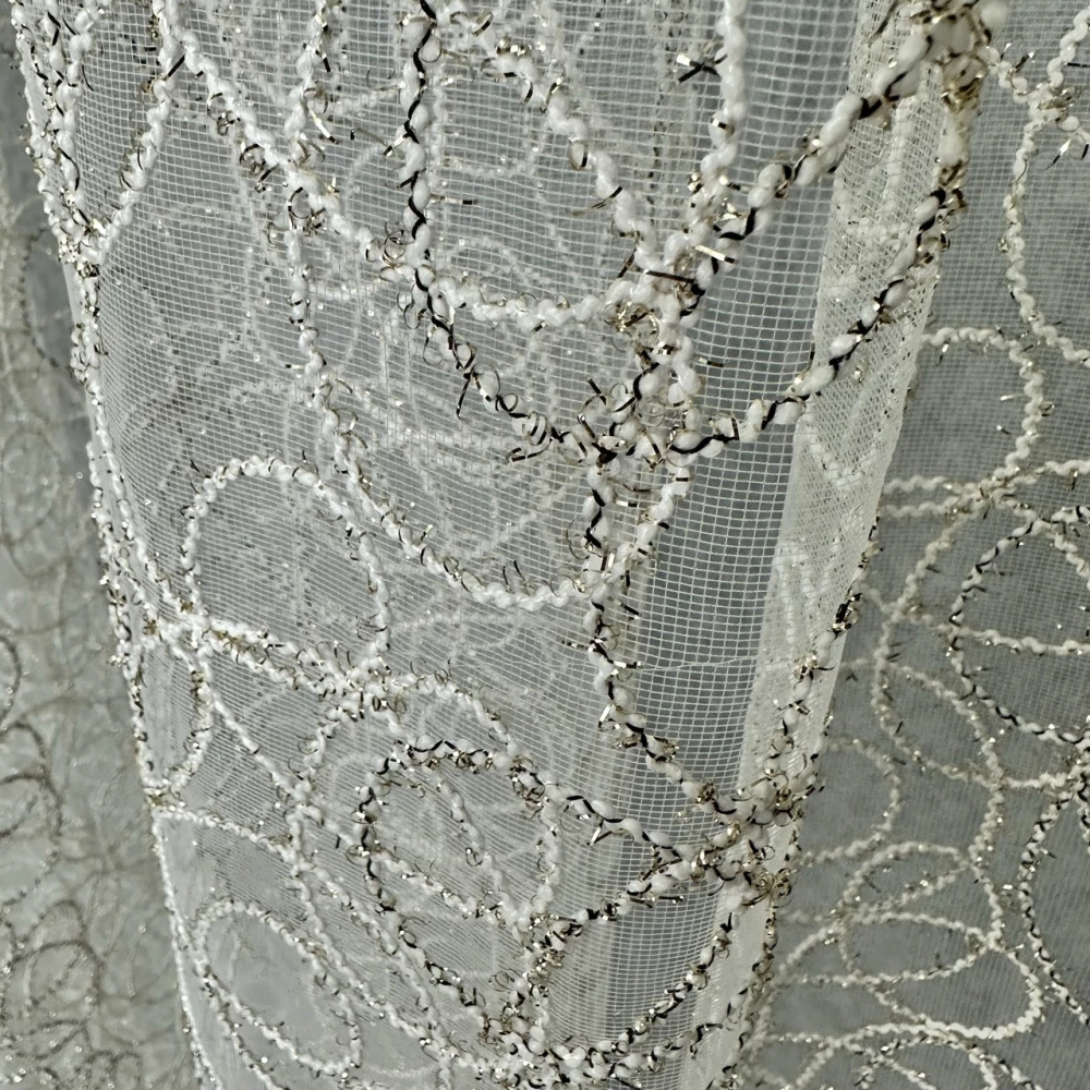 Шикарный фатиновый тюль для зала спальни №121918 на отрез