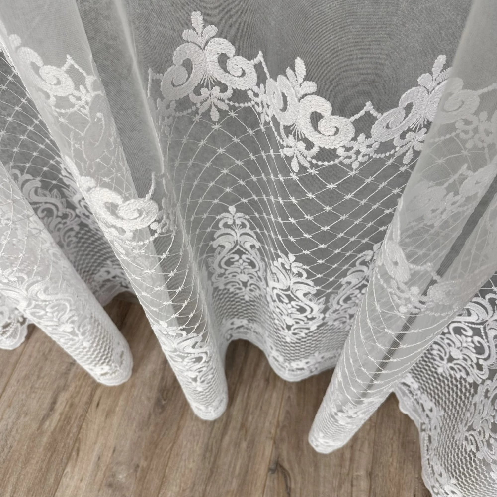 М'який фатиновий тюль з густою вишивкою №16241 білий