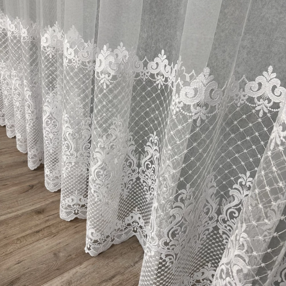 М'який фатиновий тюль з густою вишивкою №16241 білий