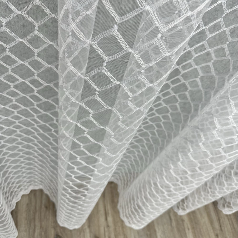 Качественный фатиновый тюль с вышивкой №16012 на отрез